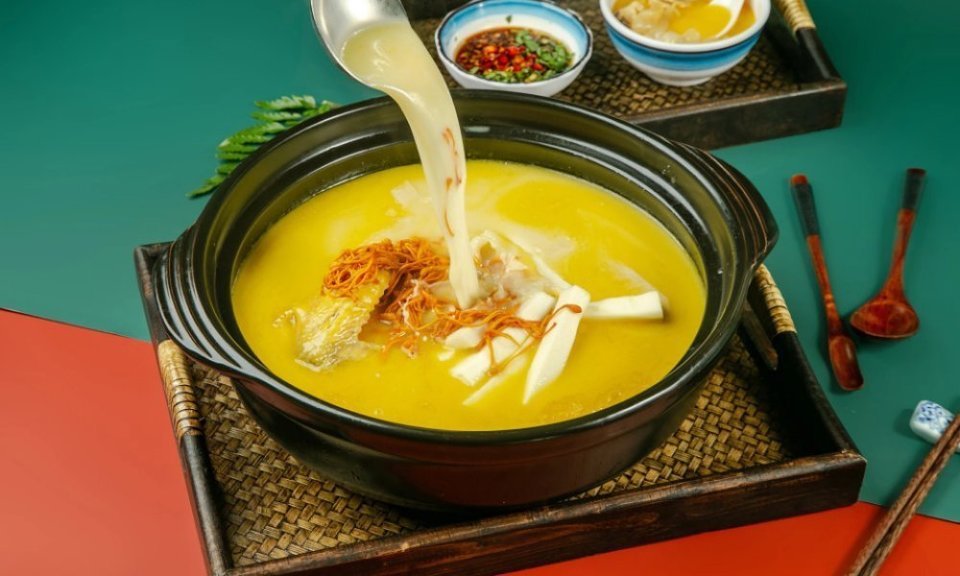 知味花胶鸡火锅兴安公园店