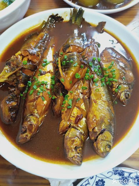 红烧杂鱼图片