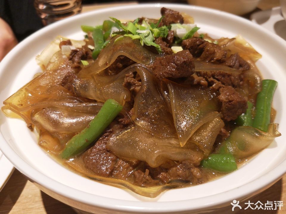 炖肉粉皮图片