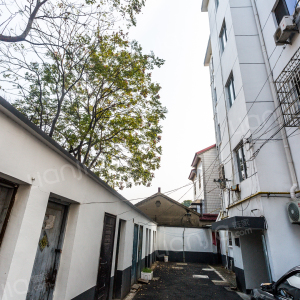 在哪,在哪里,在哪儿:苏州市吴中区木渎香港街与花苑街交界处天灵小区