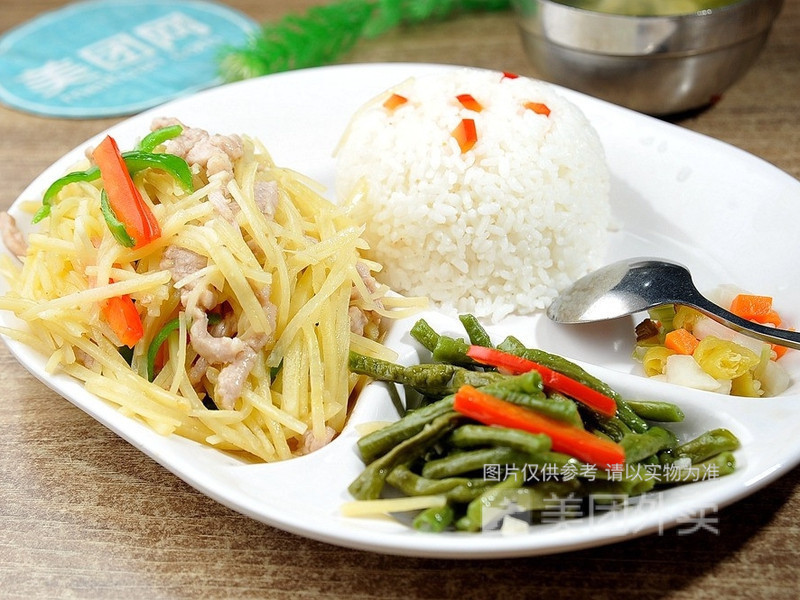 土豆肉丝套饭图片