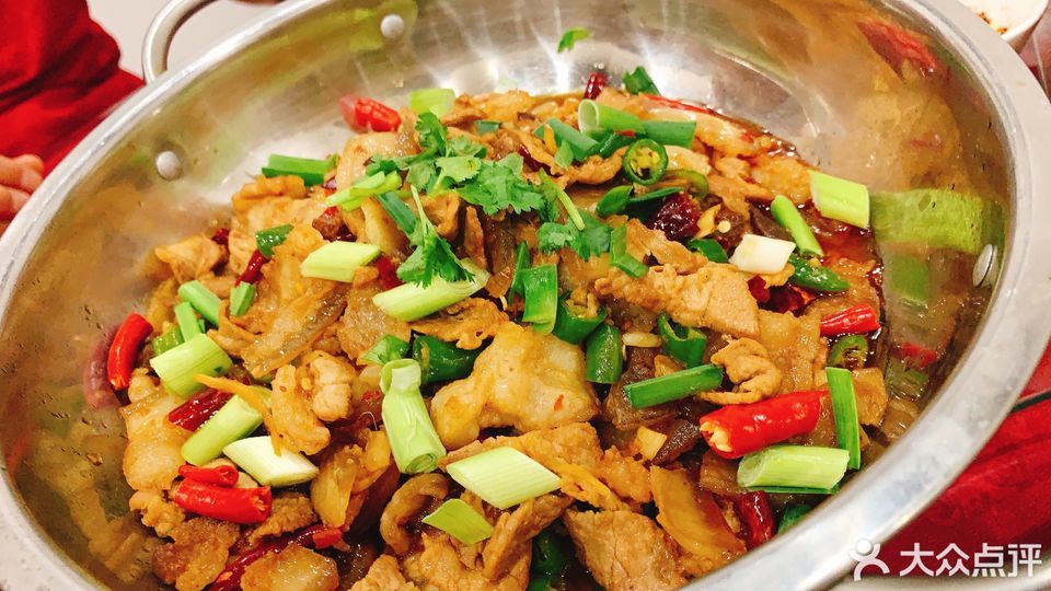 干锅香猪肉图片