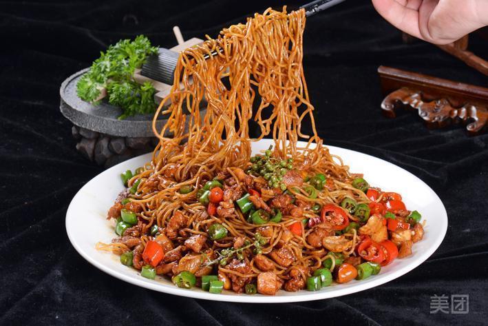 双椒鸡捞面图片
