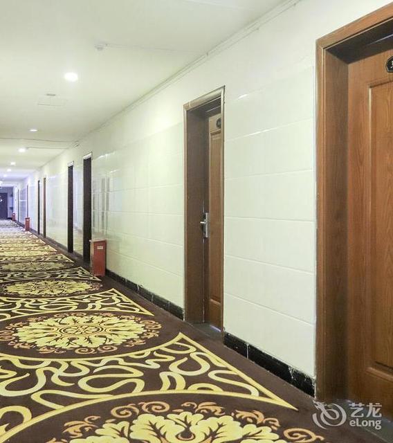 玉锦楼特色山珍酒店图片