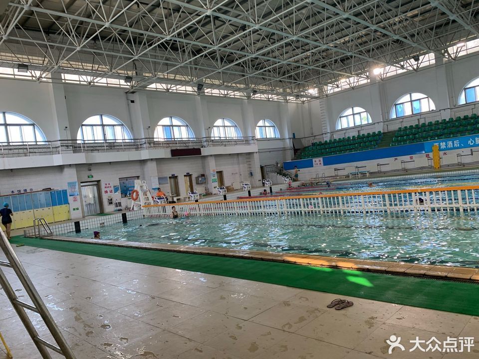 大港油田游泳馆(光明大道)图片