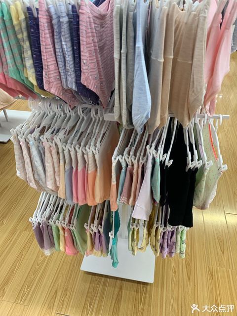 衣购思egooss(夏商超市店)图片