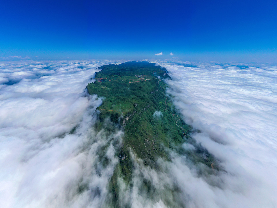 里耶镇 八面山图片