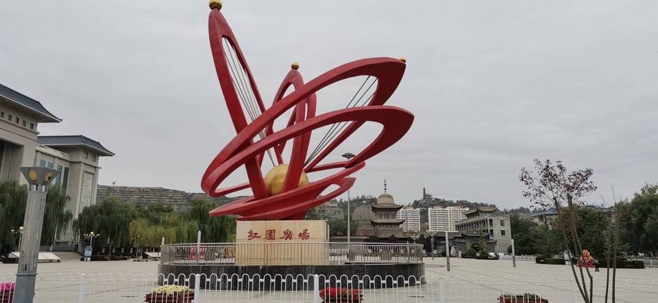 在哪儿):临夏回族自治州临夏市红园街道范围内电话:中国移动通信(广场