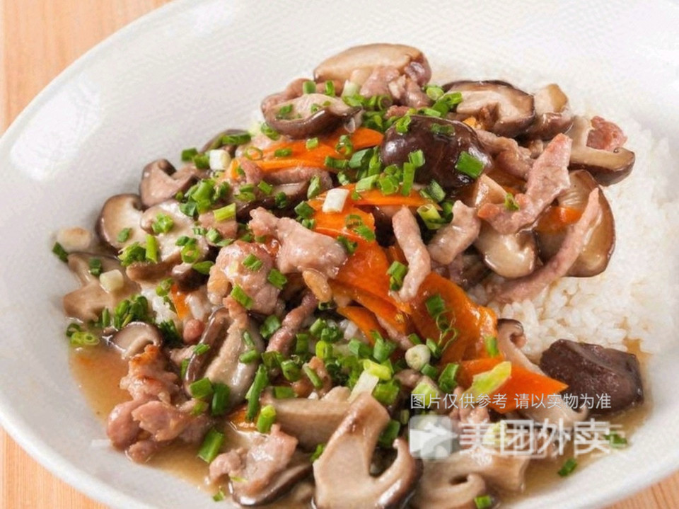 苦瓜炒蛋盖浇饭推荐菜:介绍:地址(在哪里):正宗沙县小吃医学院(新亭店