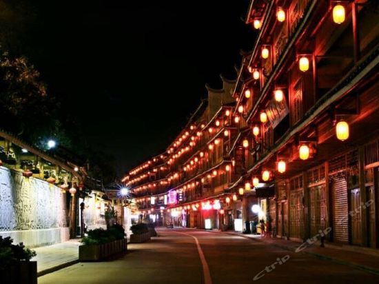 怎么走,在哪,在哪里,在哪儿):柳州市三江侗族自治县卡尔顿·臻品酒店