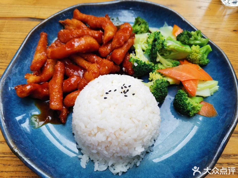 糖醋里脊饭图片