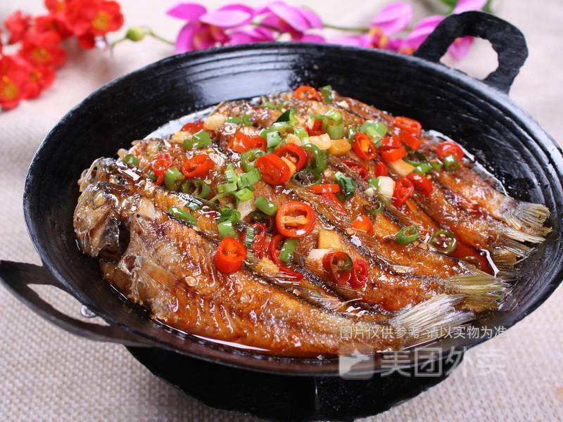 干锅黄花鱼图片