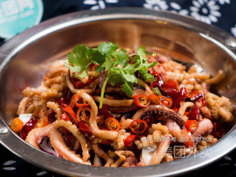 香辣干锅鱿鱼图片