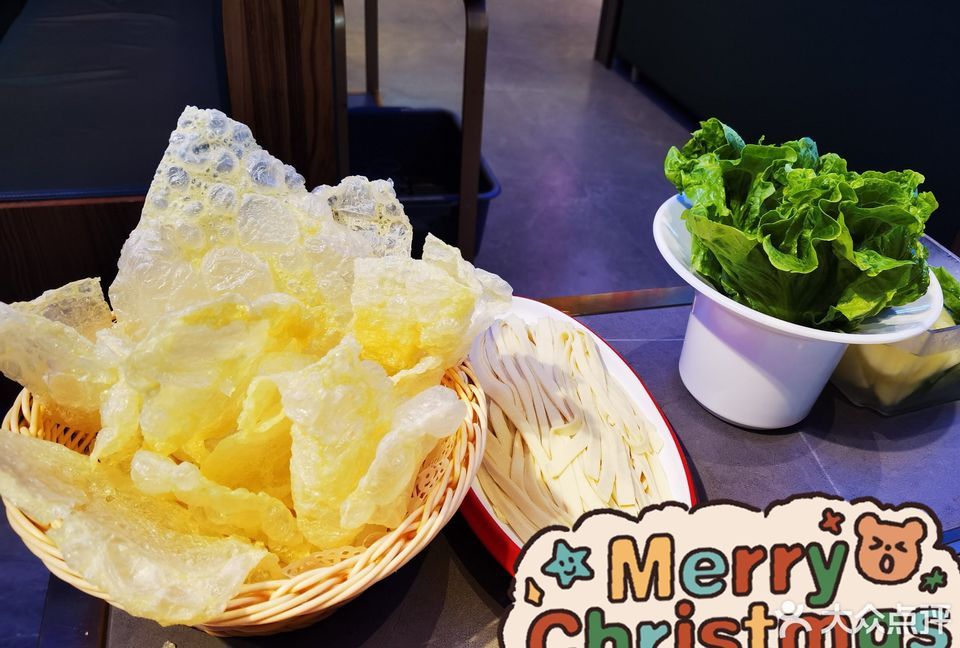 首页>驻马店市>餐饮服务>餐馆>正餐>中餐正餐>小湖羊砂锅涮羊肉养生