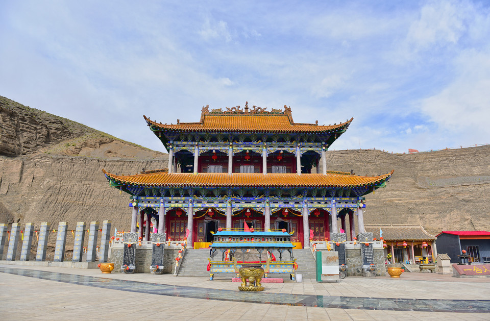 无极龙凤宫图片