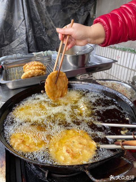 海棠糕推薦菜:介紹:地址(在哪裡):秦糖記海棠糕位於無錫市濱湖區軍民