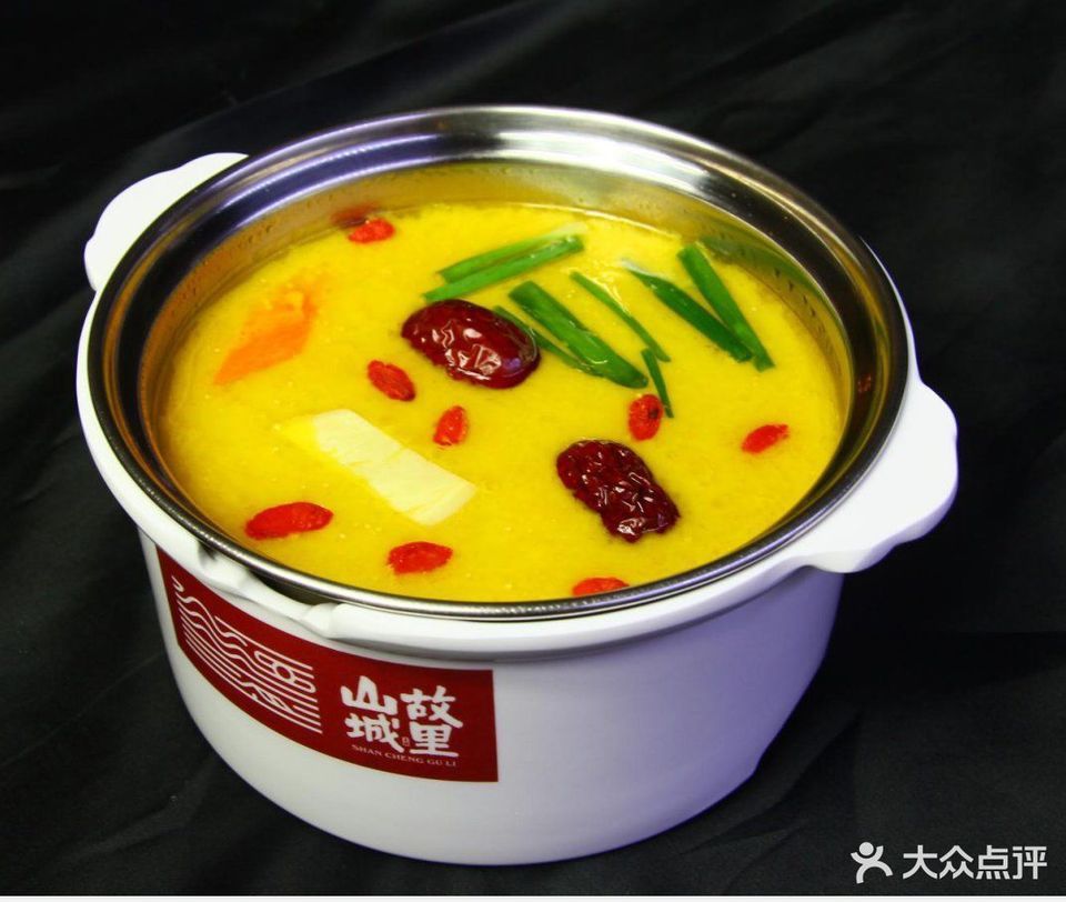酸辣金汤锅图片