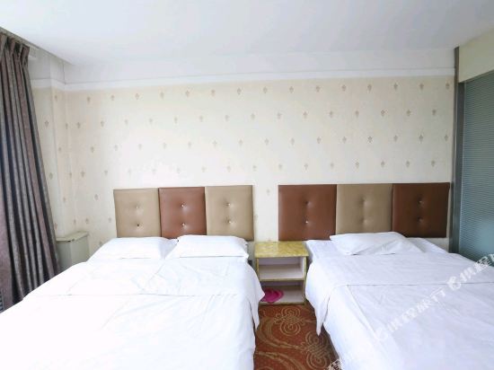 大安市临江街道大赉北街与玉泉路交汇处电话:洮南市福麟宾馆地址(位置