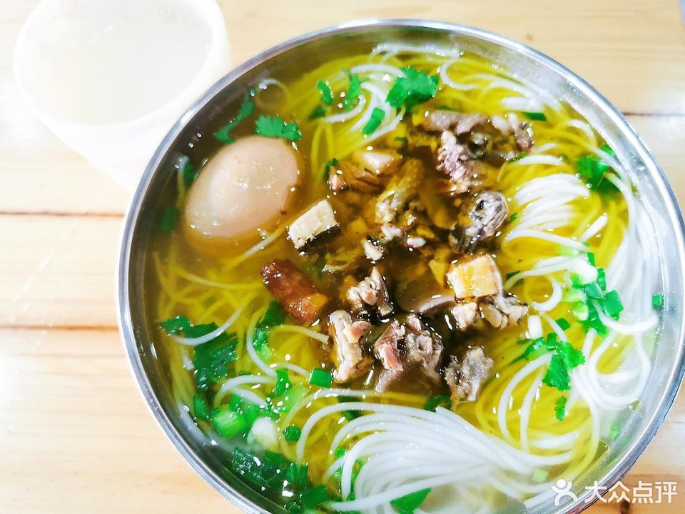云县乌鸡米线研和店