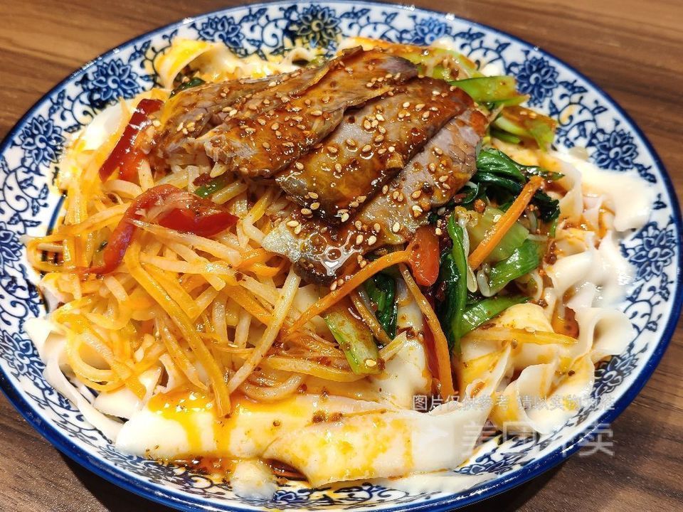 金兰香牛肉面刀削面