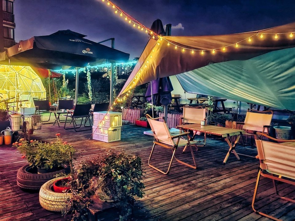 亚卡夏屋顶花园咖啡图片