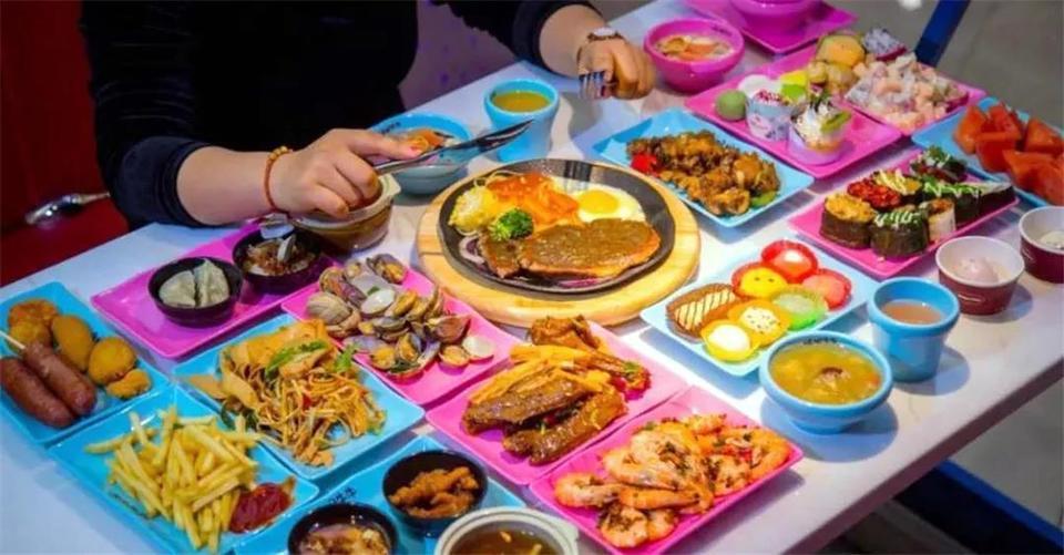 自助西餐介绍:地址(在哪里):哈根牛牛(万泰汇店)位于揭阳市普宁市普宁