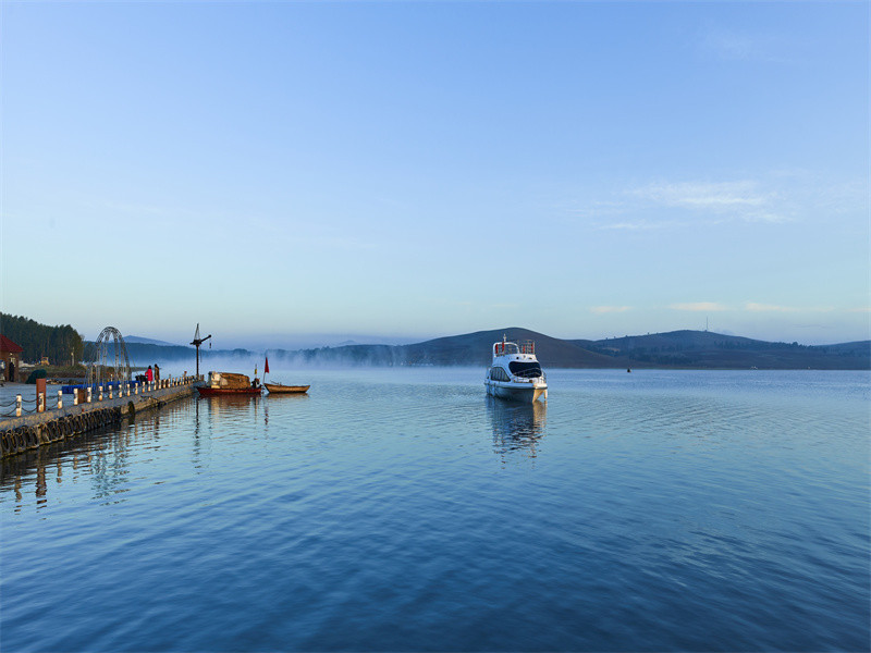 张家口天鹅湖风景区图片