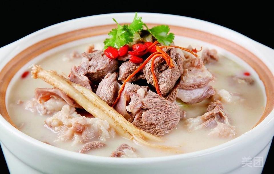 炖羊肉图片