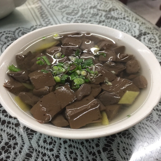 鸡鸭血汤图片