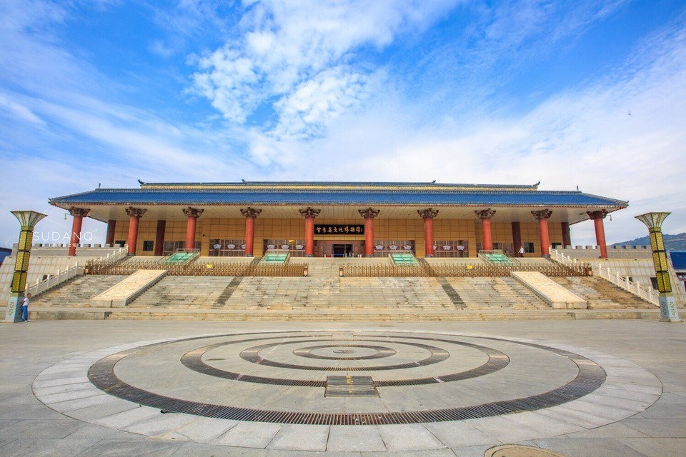 甘肃秦文化博物馆