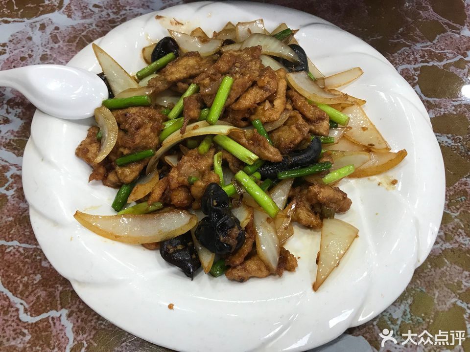 介绍:地址(在哪里):口口香铁锅焖面(二部)位于忻州市通岗路交通小区南