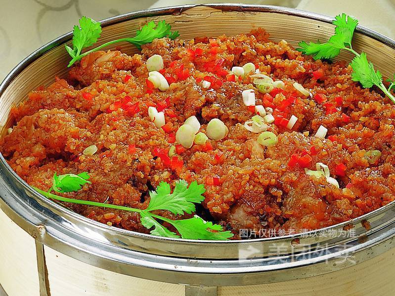 圆笼蒸排骨图片