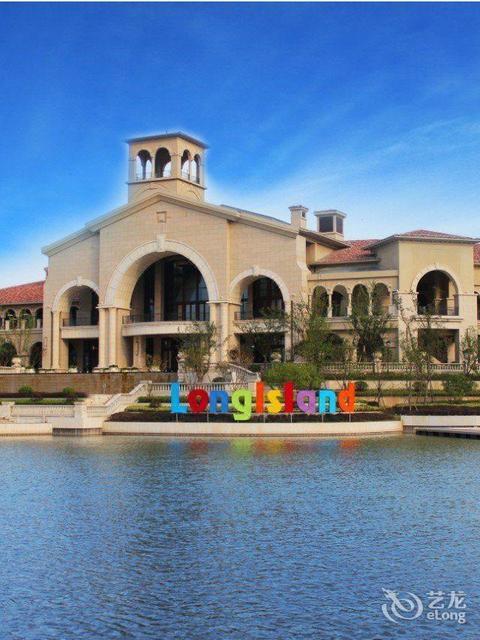 在哪儿):南通市启东市绿地长岛乐享城7064号启东绿地长岛铂瑞酒店电话