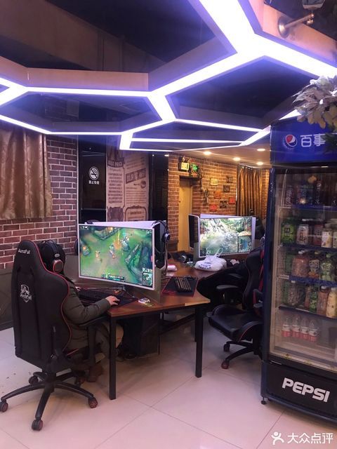 风顺网吧地址(位置,怎么去,怎么走,在哪,在哪里,在哪儿):沈阳市大东区