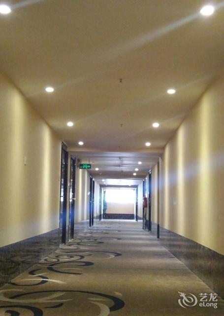 钦州99优选酒店(钦州湾广场店)图片