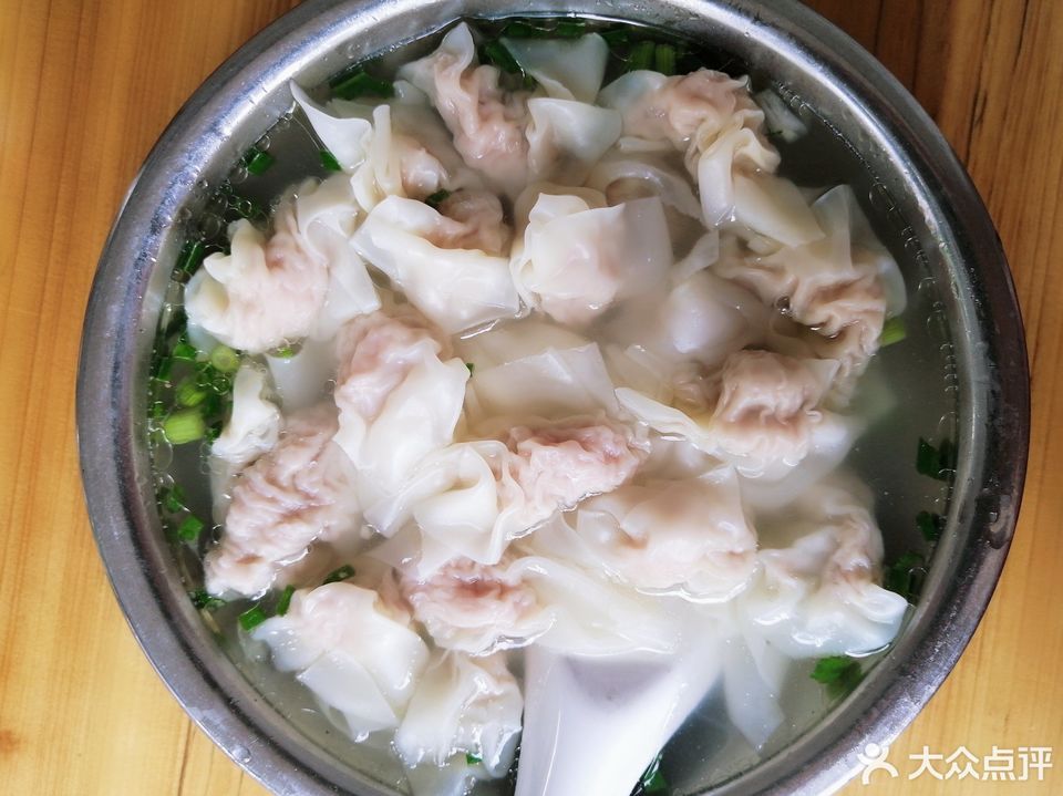 干捞云吞面图片