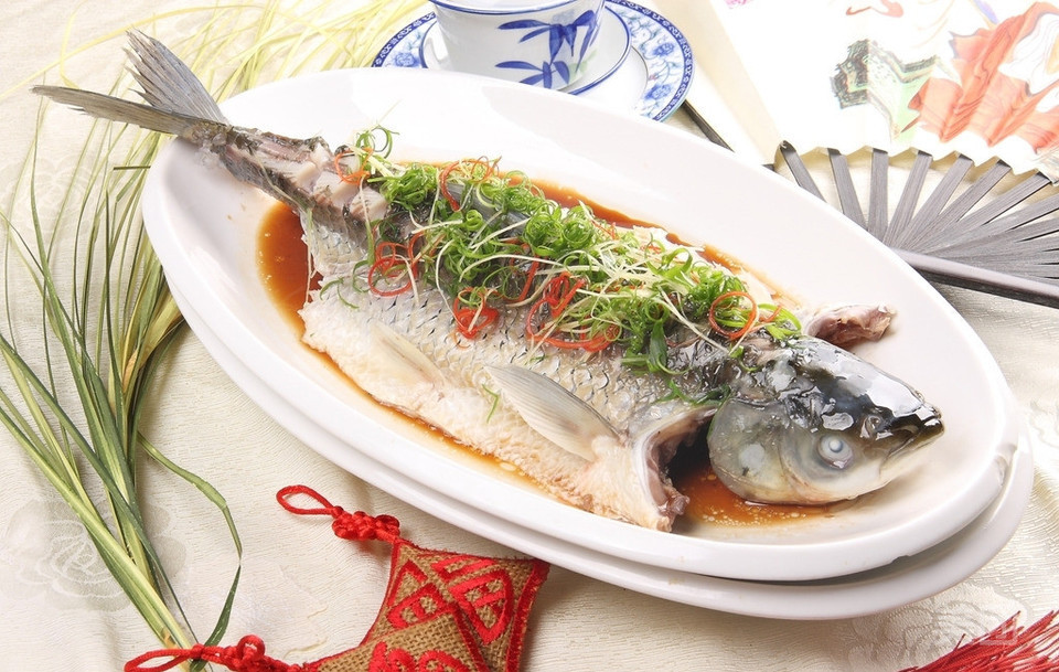 清蒸草鱼图片