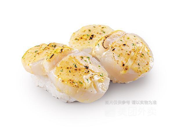 炙烧特大帆立贝寿司图片