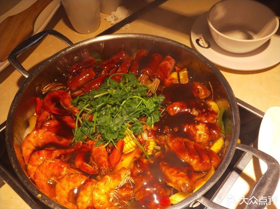 大虾焖锅图片