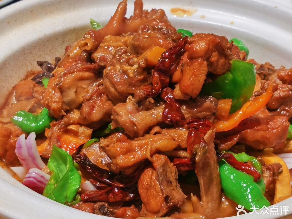 油泼饸烙推荐菜:介绍:地址(在哪里):懒汉炒鸡位于