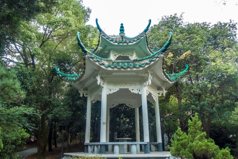 菊花塘公园地址(位置,怎么去,怎么走,在哪,在哪里,在哪儿):湘潭市岳塘