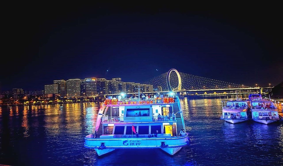 怎么去,怎么走,在哪,在哪里,在哪儿):柳州市东堤旅游码头电话:福民桥