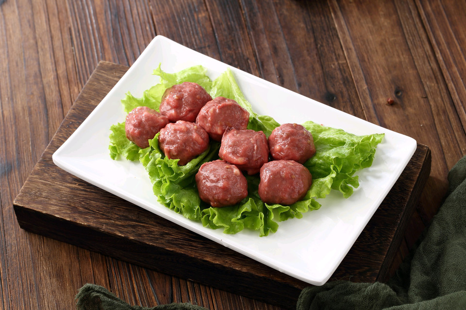 手打牛肉丸图片