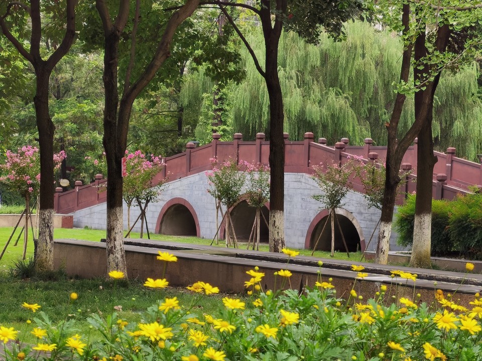 三洞古桥公园地址(位置,怎么去,怎么走,在哪,在哪里,在哪儿):成都市