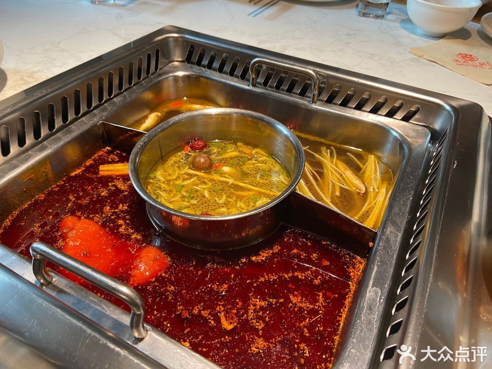 涛涛三味火锅棚户区店