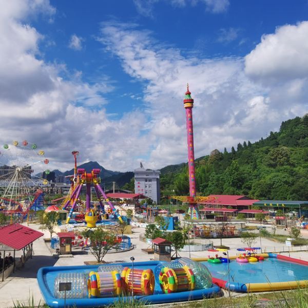 好不好,口碑):携程用户:真的很漂亮,都匀三江堰环山绕水,旁边又有游乐