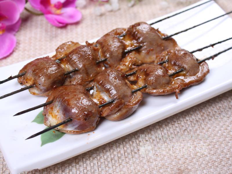 盐焗鸡胗图片
