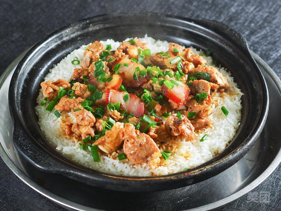 腊味排骨煲仔饭图片