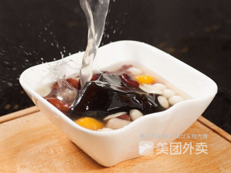 蜂蜜烧仙草图片