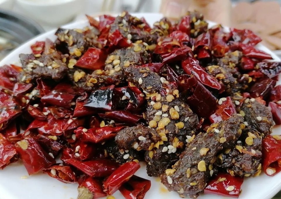 麻辣干巴牛肉图片